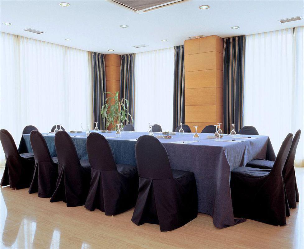 Nh Prisma Hotel 4*